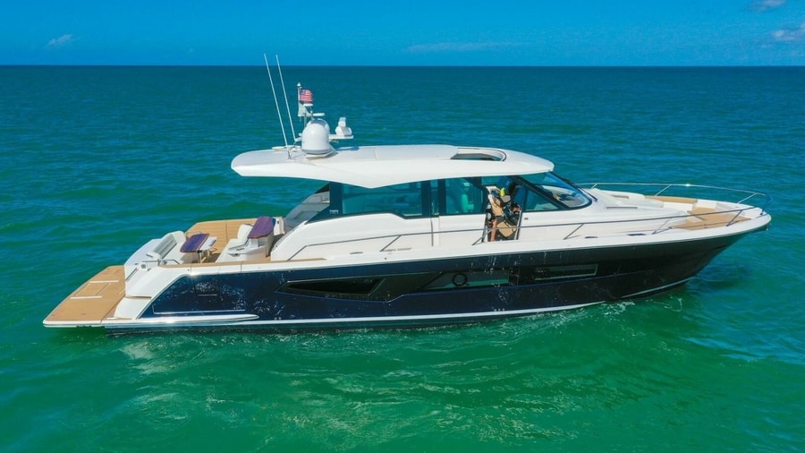 2023 Tiara EX 60