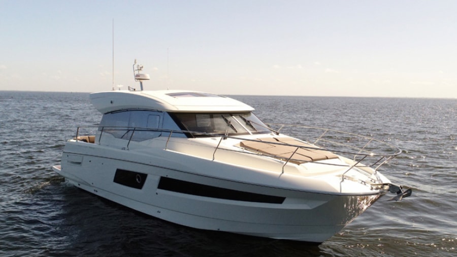 2018 Prestige 460