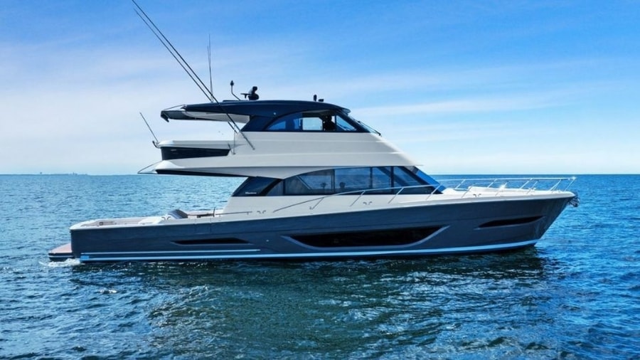 2025 Maritimo M600