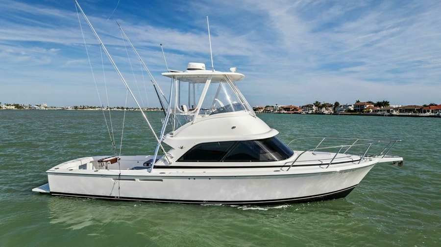 2017 Bertram 35 Flybridge