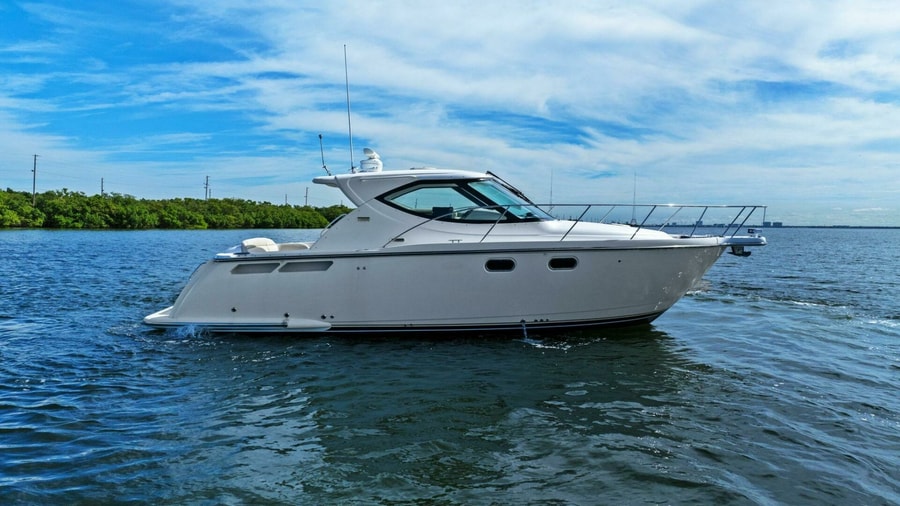 2008 Tiara 3500 Sovran
