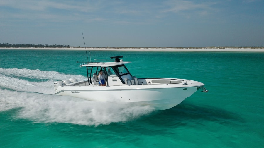 2023 Everglades 365 CC