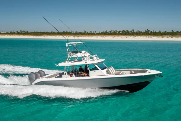 2024 Everglades 455 Center Console