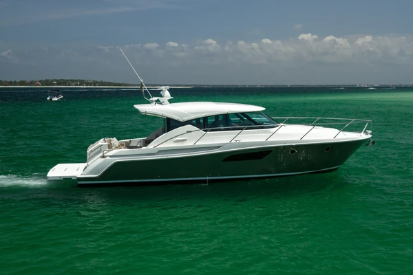 2015 Tiara 44 Coupe