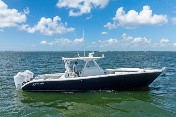 2014 Yellowfin 39 Center Console