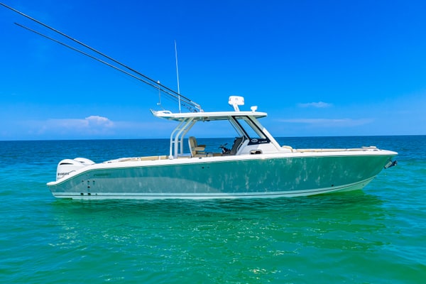 2019 Pursuit S 328