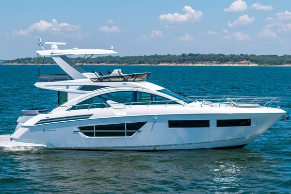 2020 Cruisers Yachts 60 Cantius