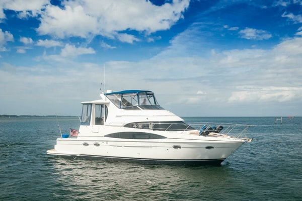 2002 Carver 444 Cockpit Motor Yacht