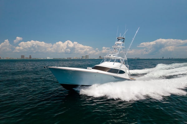 2021 Hatteras 65 GT